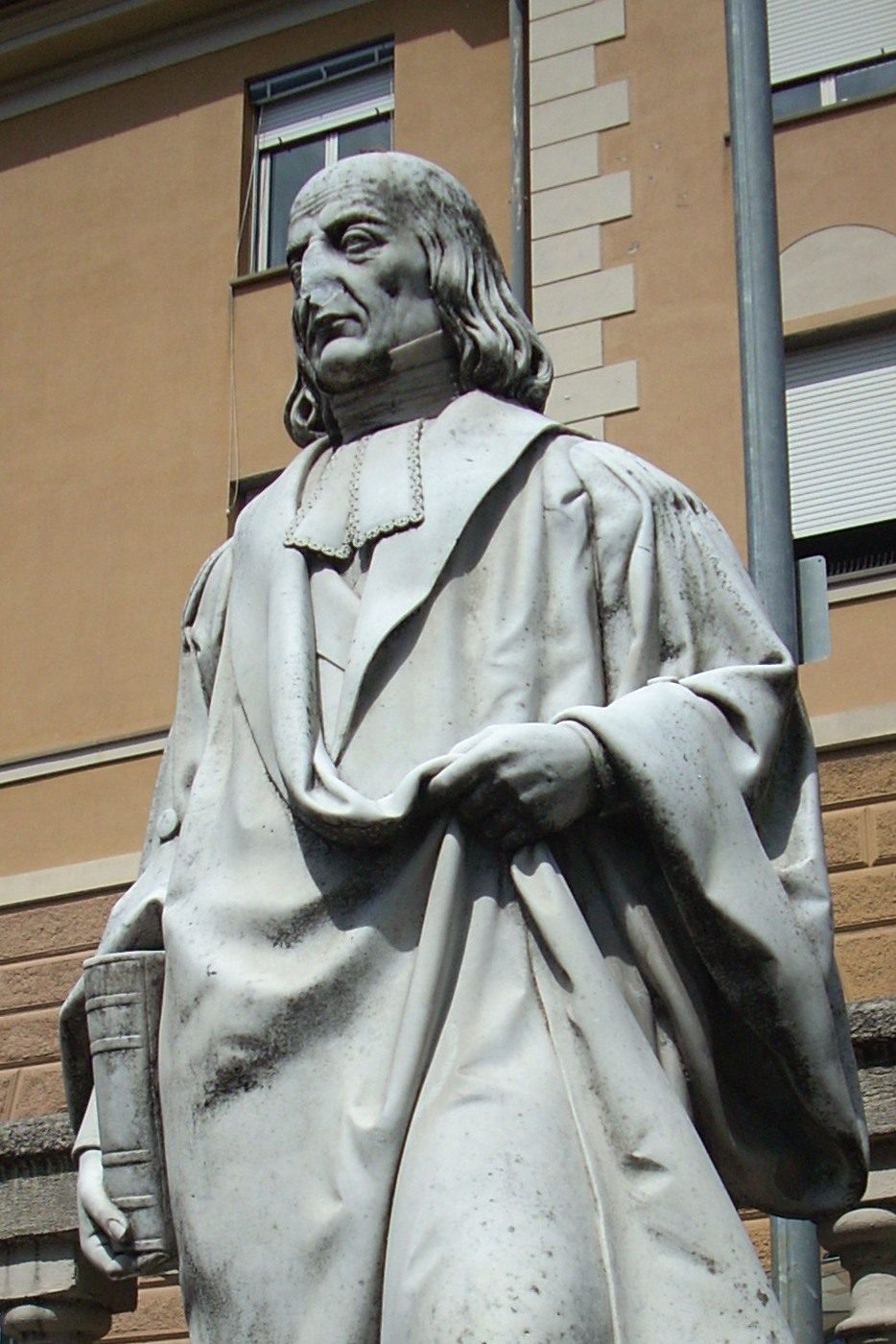 Giuseppe Molfino's monument, Rapallo, Italy - 03.JPG